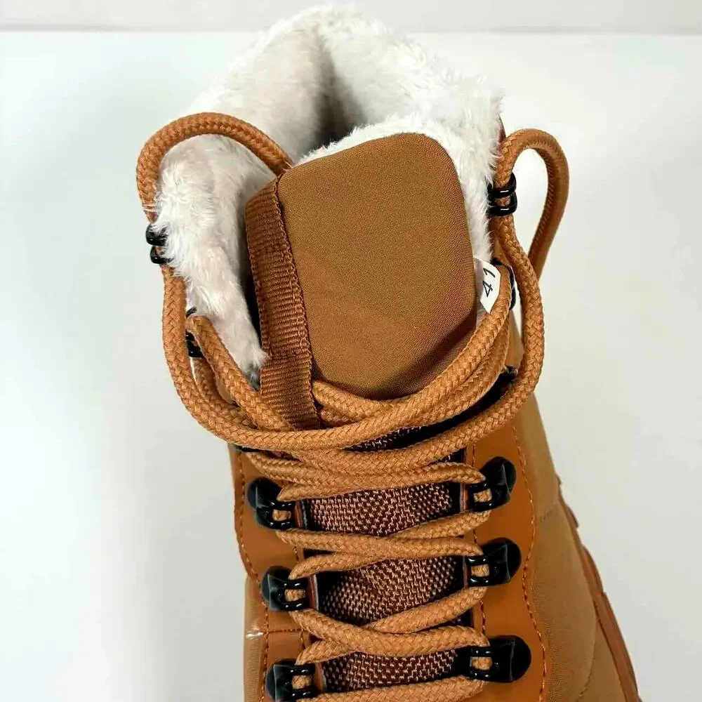 Peak Footwear here peak